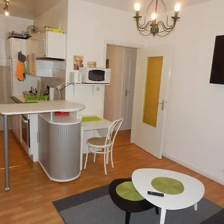 Agreable Appartement 2 Pieces A Forbach Avec Garage Ferme - Check In Autonome Buitenkant foto