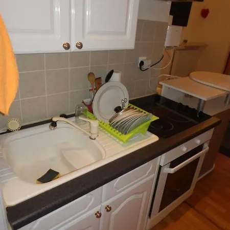 Agreable Appartement 2 Pieces A Forbach Avec Garage Ferme - Check In Autonome Buitenkant foto