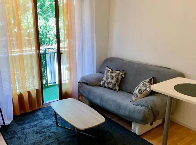 Agréable appartement 2 pieces a forbach - check in autonome